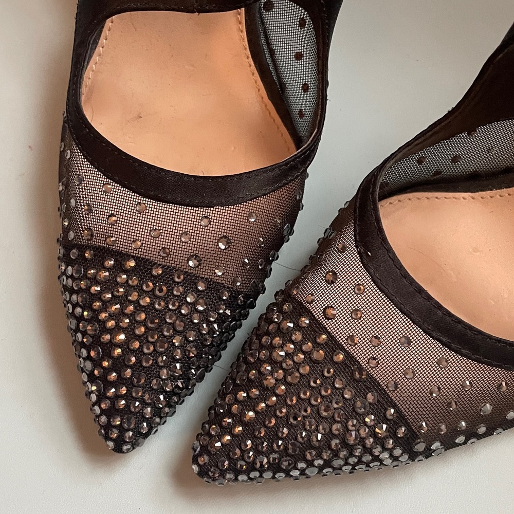 NINA BLACK STUDDED HEEL